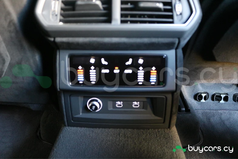 Lamborghini Urus Зеленый