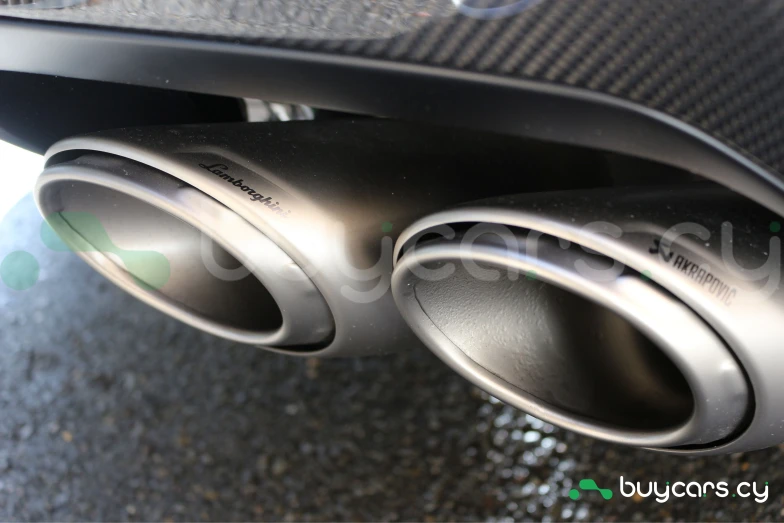 Lamborghini Urus Зеленый