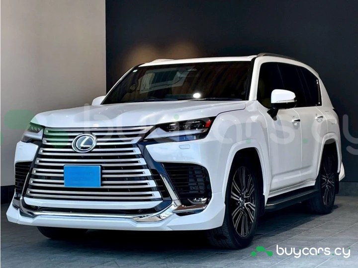 Lexus LX Белый