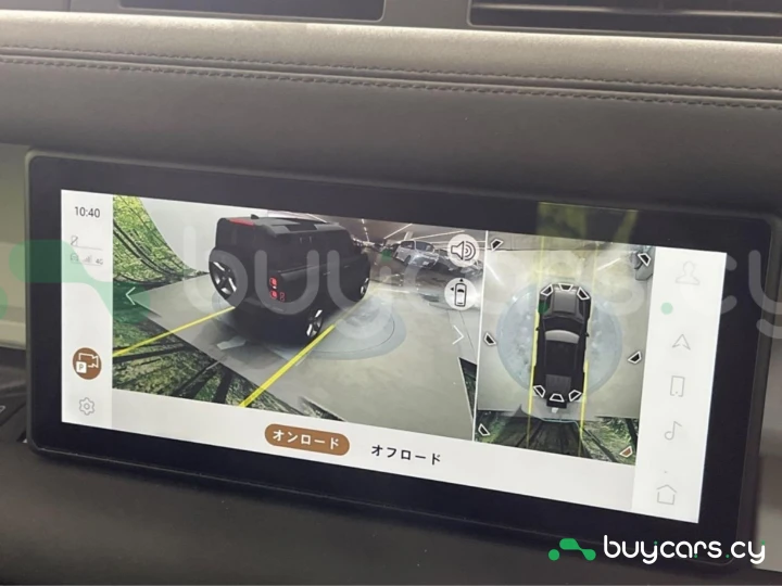 Land Rover Defender Серый