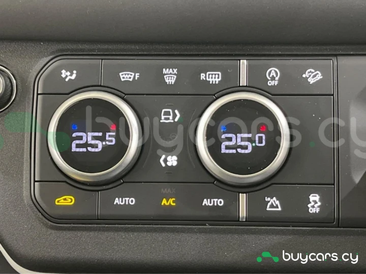 Land Rover Defender Серый