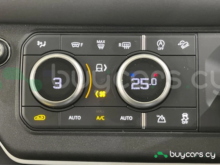 Land Rover Defender Серый