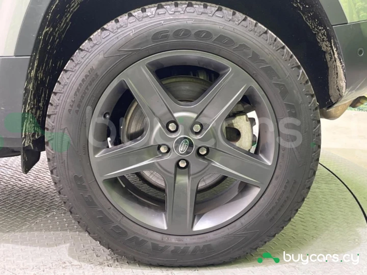 Land Rover Defender Серый