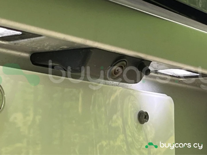 Land Rover Defender Серый