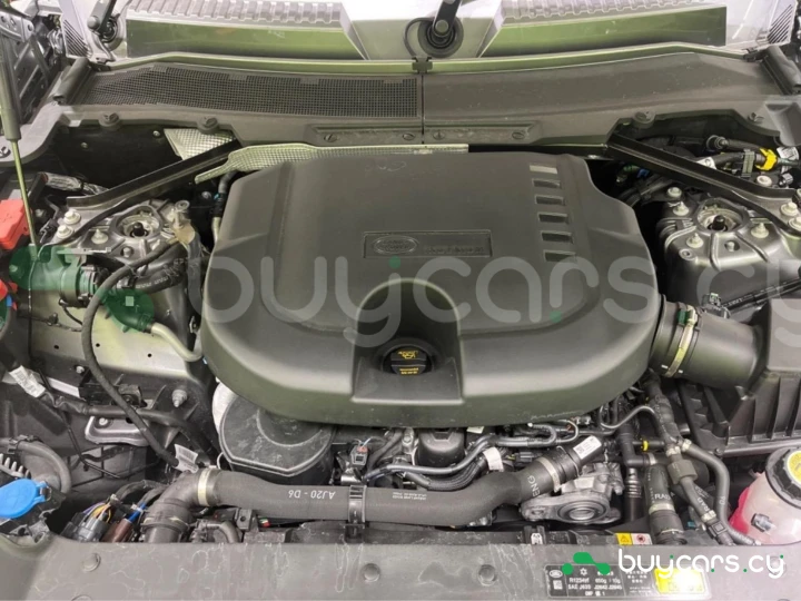 Land Rover Defender Серый