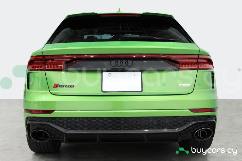 Audi RS Q8 Green