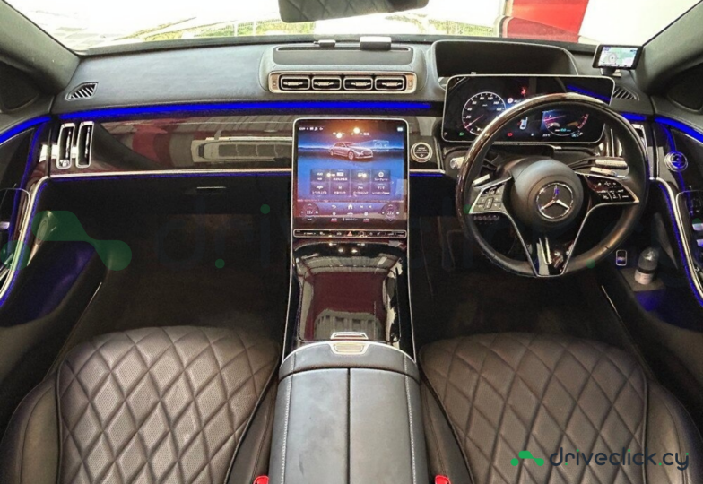Mercedes S-class Black
