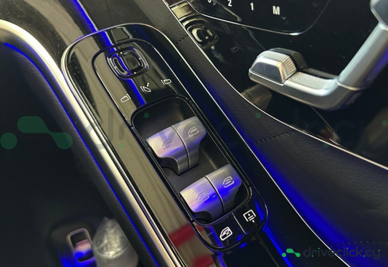 Mercedes S-class Black
