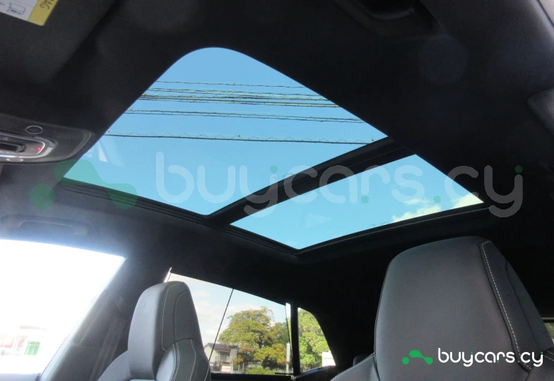 Audi SQ8 Черный