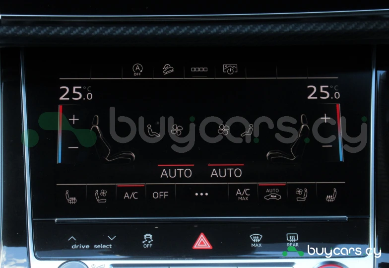 Audi SQ8 Черный