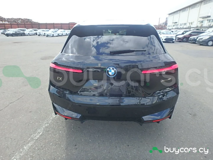 BMW iX Black