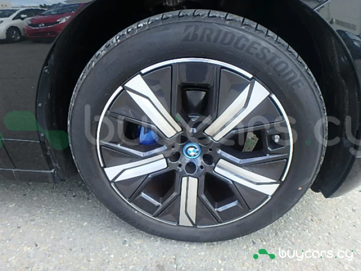 BMW iX Black