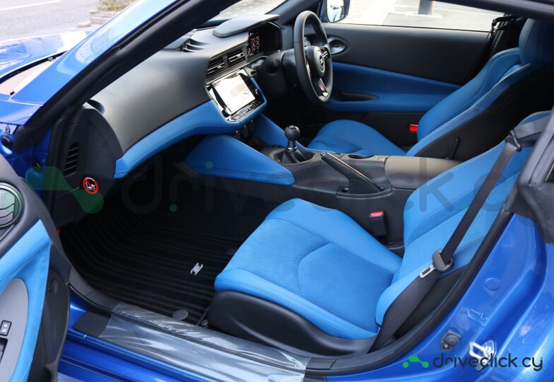 Nissan Fairlady z Blue