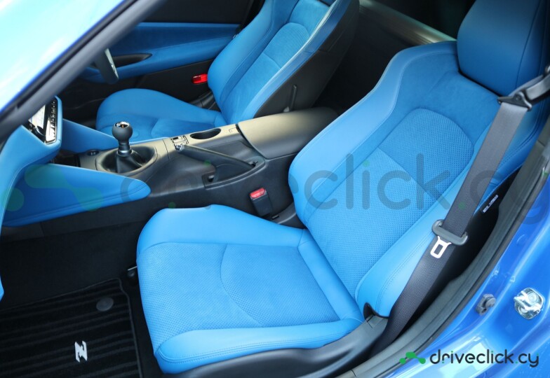 Nissan Fairlady z Blue