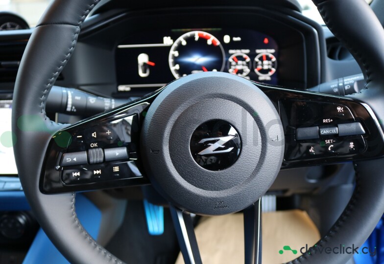 Nissan Fairlady z Blue