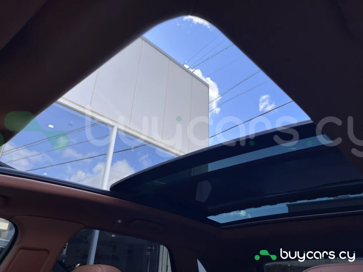 Bentley Bentayga Белый