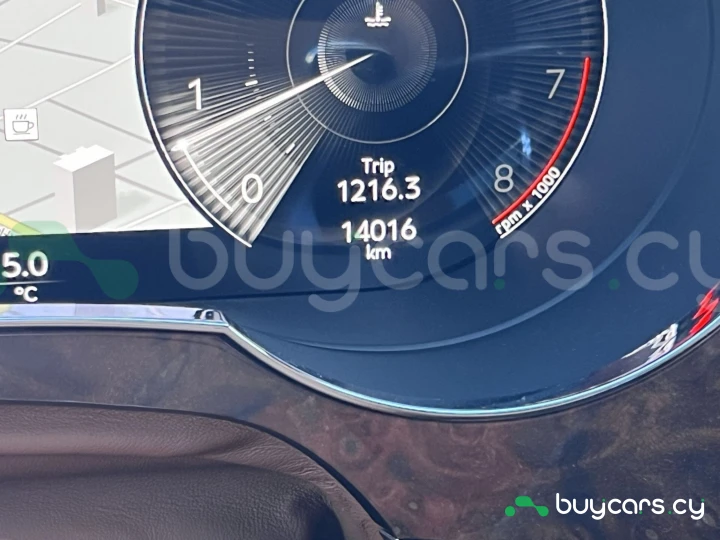 Bentley Bentayga Белый