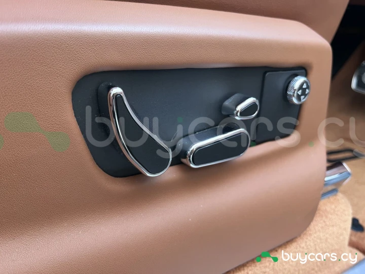 Bentley Bentayga Белый