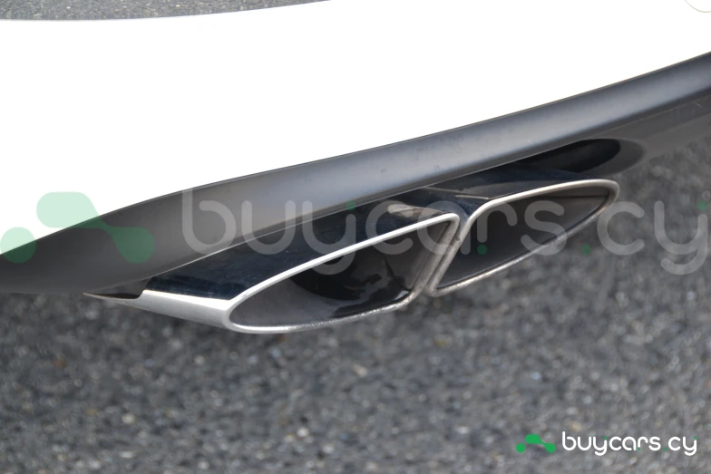 Bentley Bentayga Белый