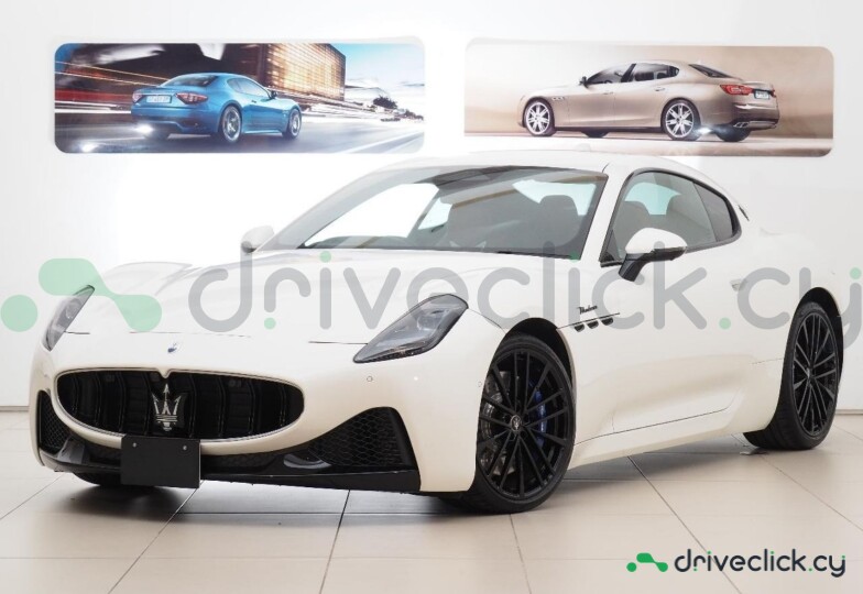 Maserati Gran Turismo  White