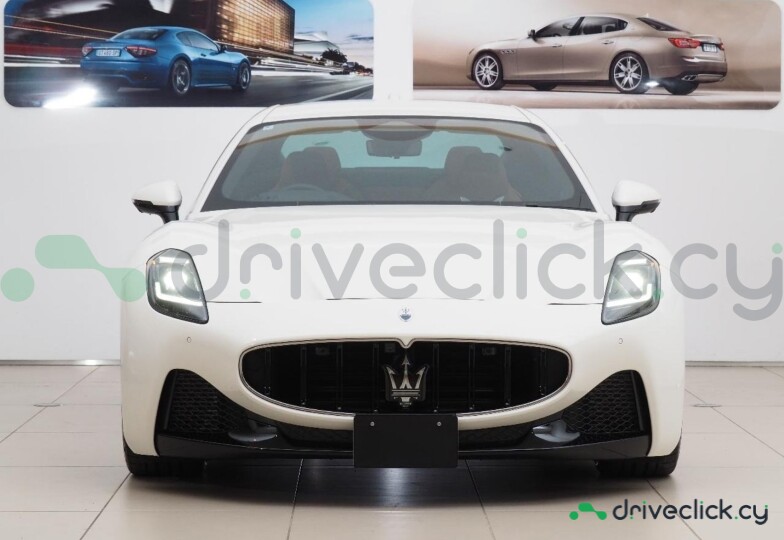 Maserati Gran Turismo  White