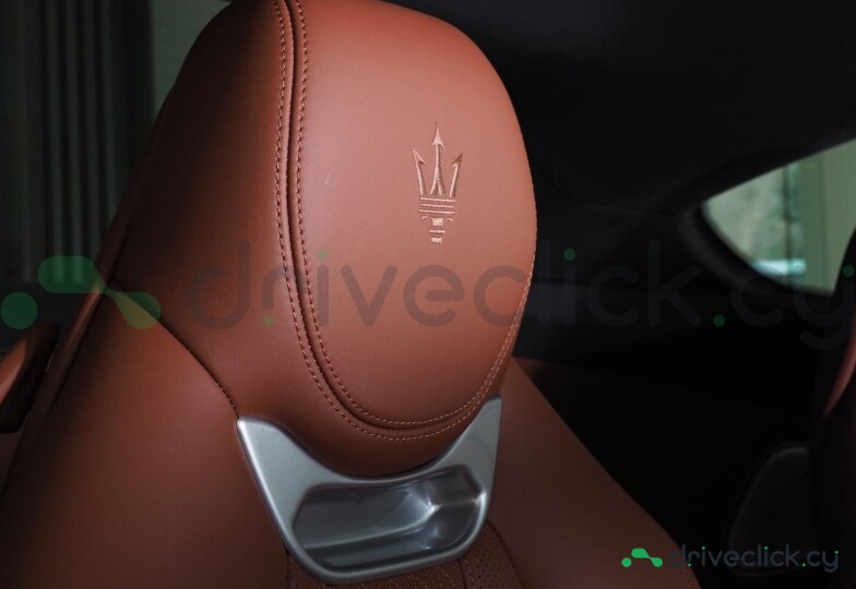 Maserati Gran Turismo  White