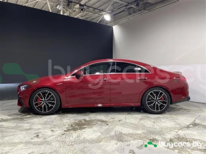 Mercedes CLA-class Красный