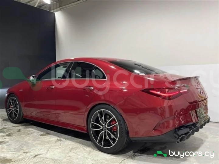 Mercedes CLA-class Красный