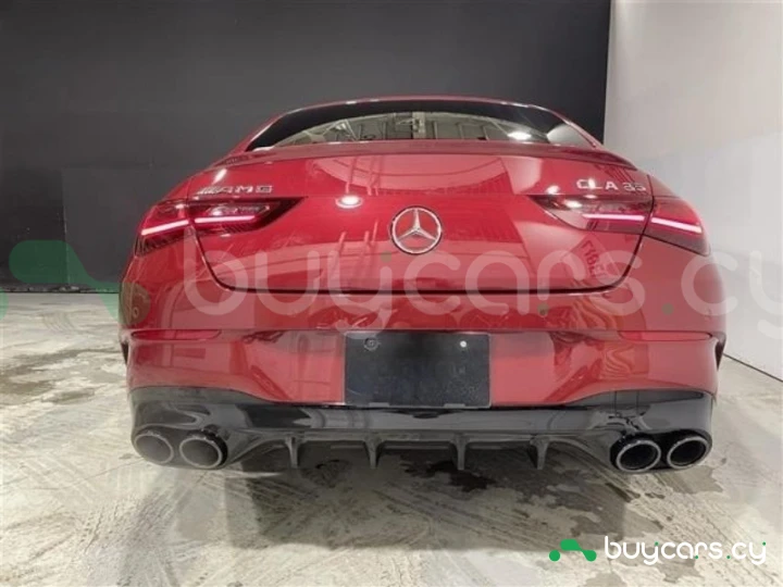 Mercedes CLA-class Красный