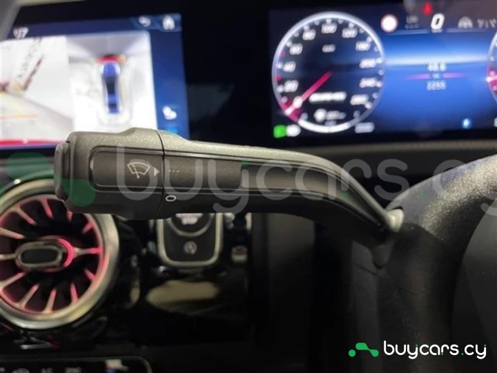 Mercedes CLA-class Красный