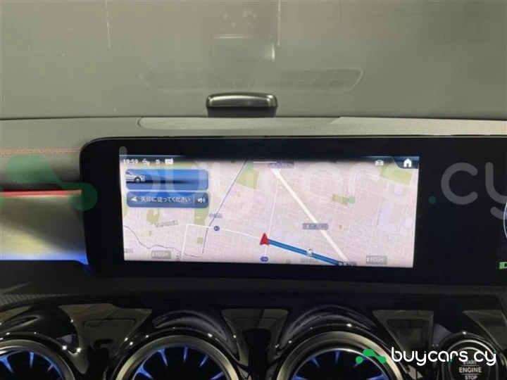 Mercedes CLA-class Красный