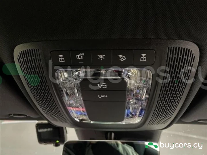 Mercedes CLA-class Красный