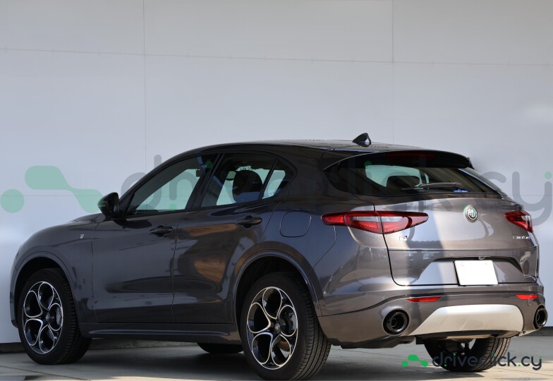 Alfa Romeo Stelvio Grey
