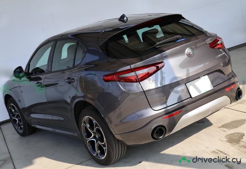 Alfa Romeo Stelvio Grey