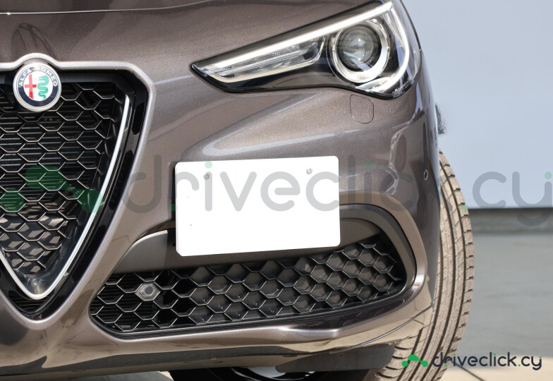Alfa Romeo Stelvio Grey