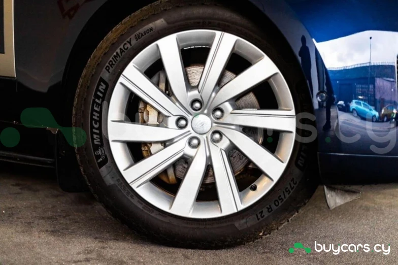 Land Rover Range Rover Blue