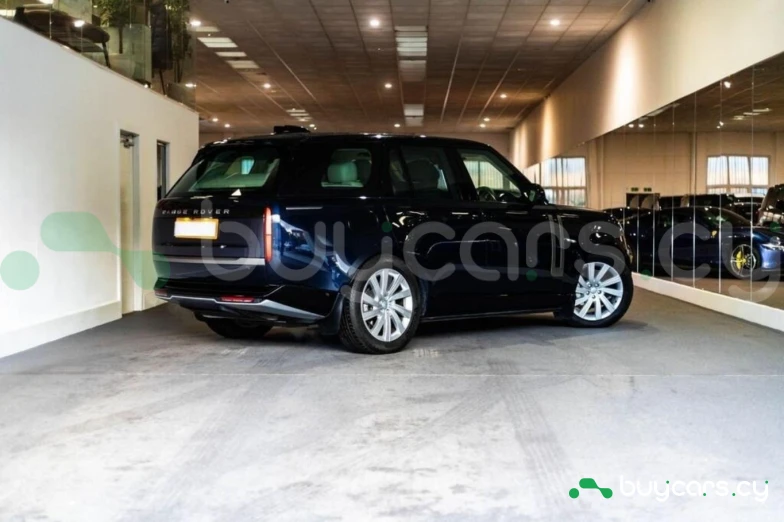 Land Rover Range Rover Blue