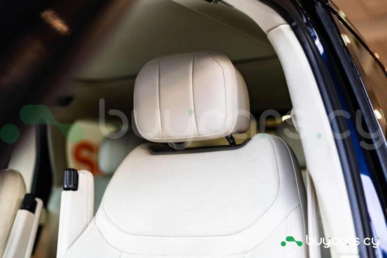 Land Rover Range Rover Blue