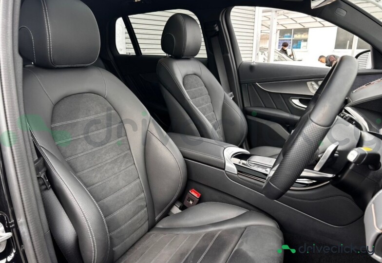 Mercedes EQC Black