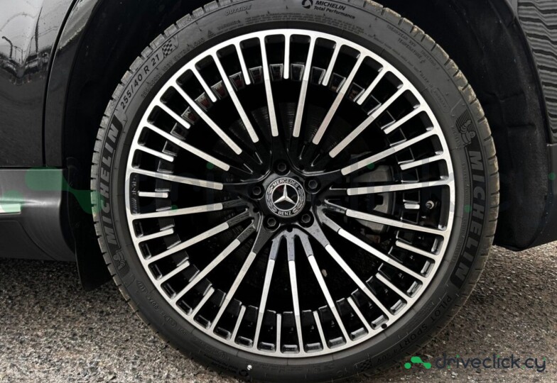 Mercedes EQC Black