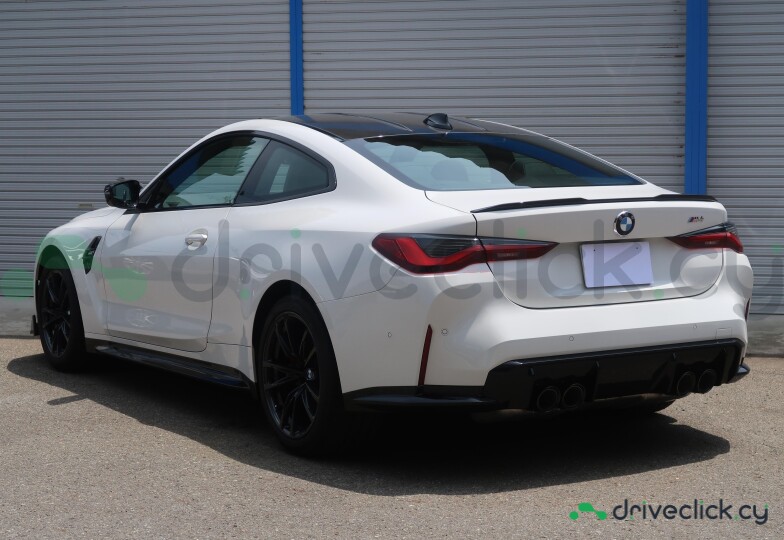 BMW M4 White