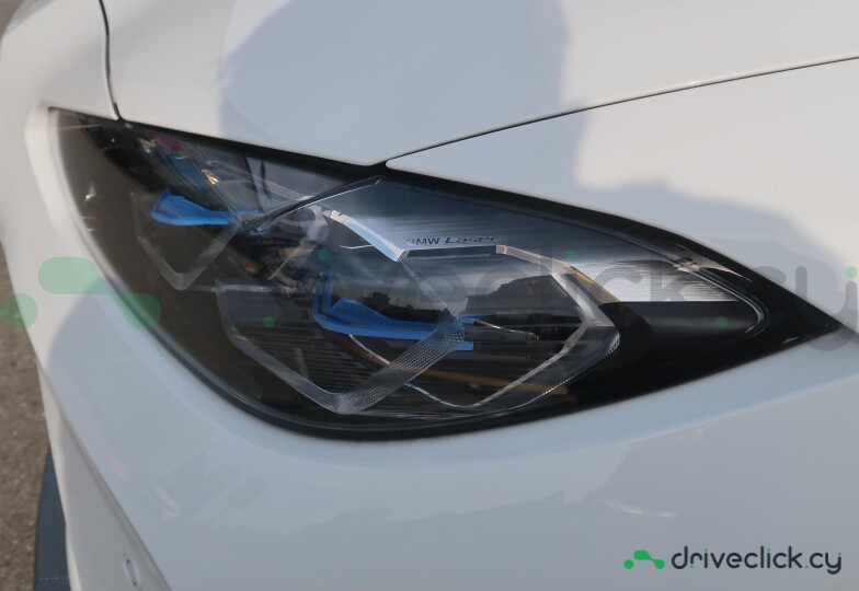 BMW M4 White