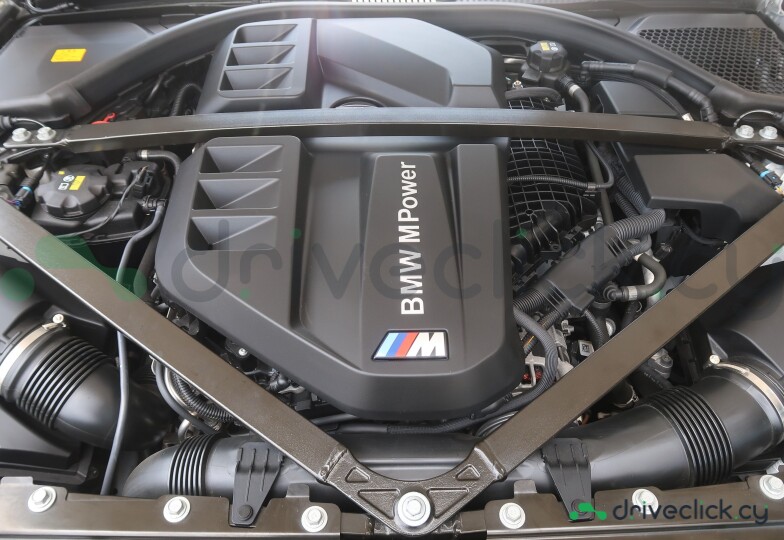 BMW M4 White