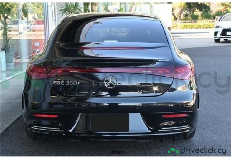 Mercedes EQE Black