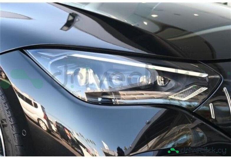 Mercedes EQE Black