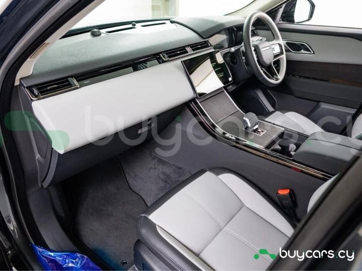 Land Rover Range Rover Velar Blue