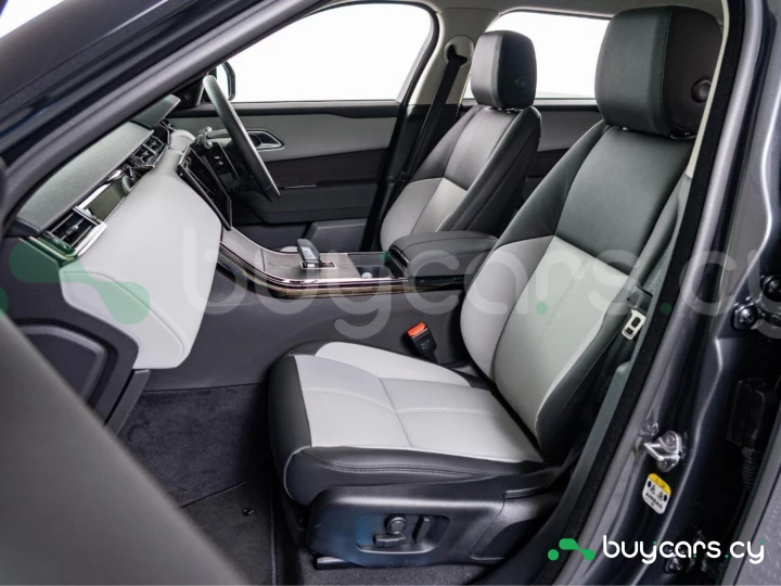 Land Rover Range Rover Velar Blue