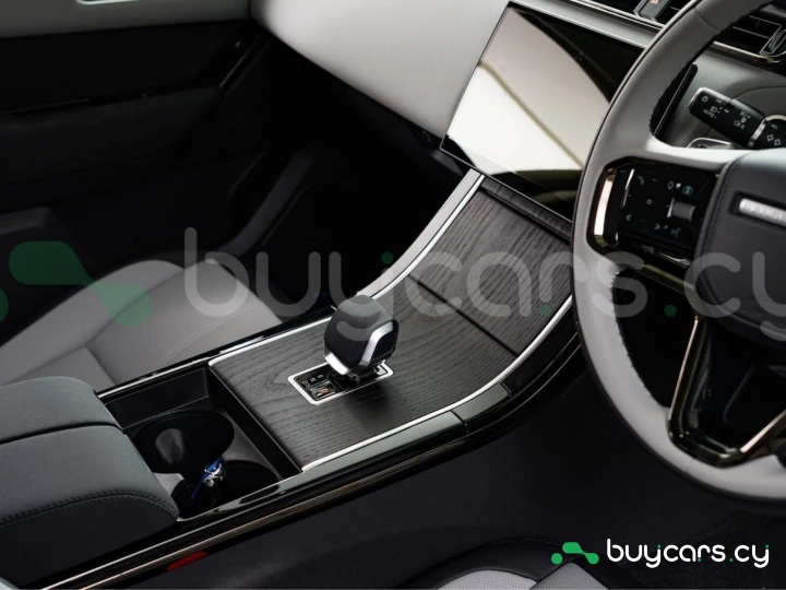 Land Rover Range Rover Velar Blue