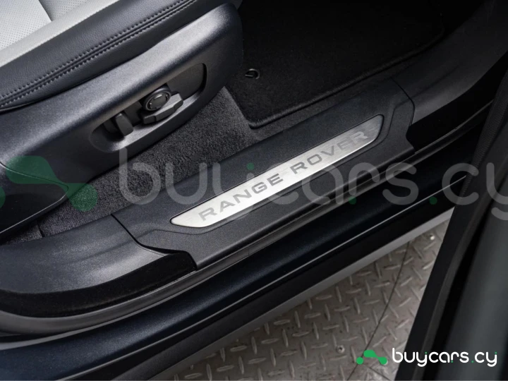 Land Rover Range Rover Velar Blue