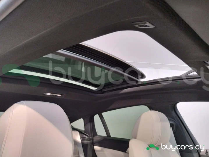 BMW X6 Темно-красный